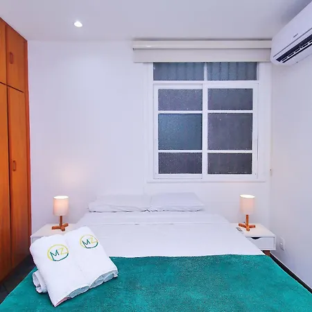 Lindo sala e quarto, pé na areia em Ipanema-3